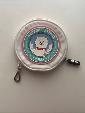 BT21 RJ Round Coin Pouch in White & Pink